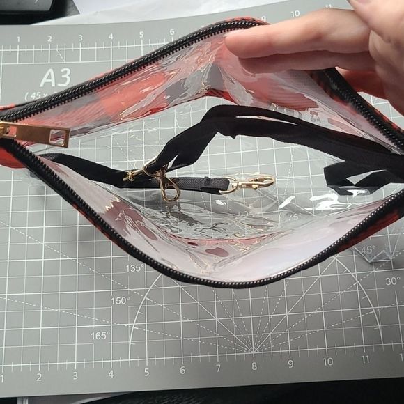 Red Black Buffalo Check Plaid Stadium Bag Straps - Picture 6 of 8